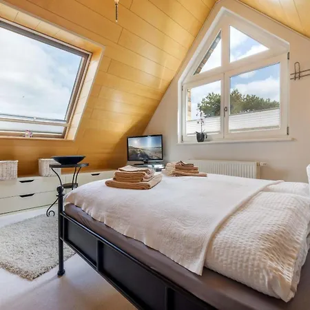 Ruegenbrise-mit-seeblick-fewo-og * Zudar